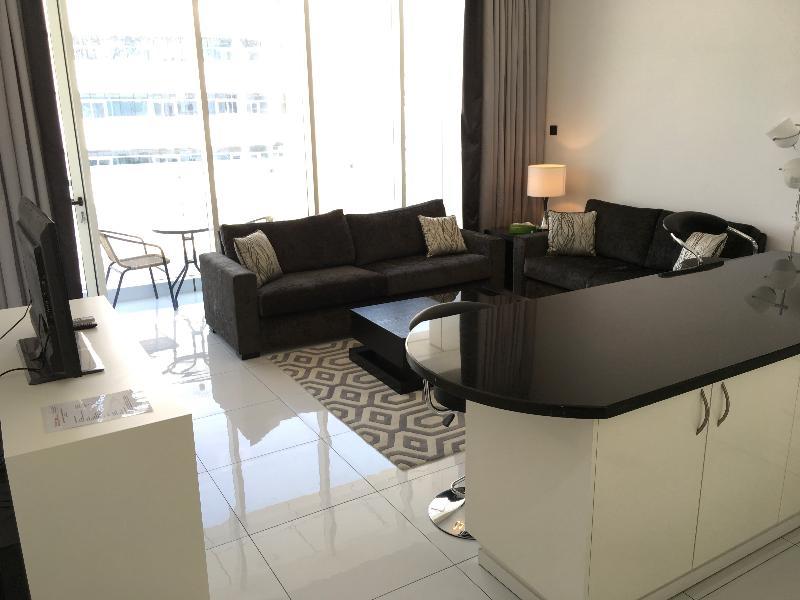 Giovanni Boutique Suites 20 Дубай Екстериор снимка